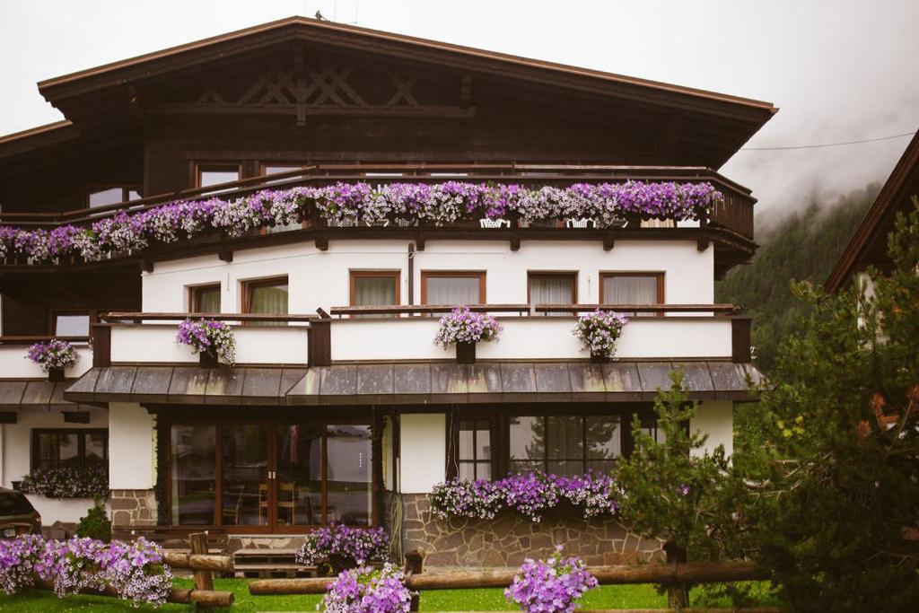 Hotel Garni Stefani Vent Exteriér fotografie